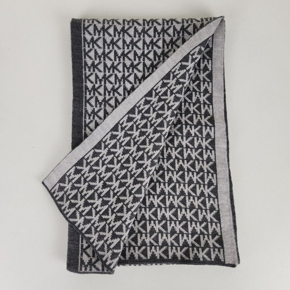 Michael Kors Scarf Womens Gray MK Logo All Over Print Rectangle Winter Classic - Picture 8 of 8